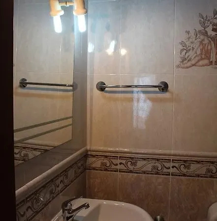 Sunny With Private Bathroom 300m From The Sagres