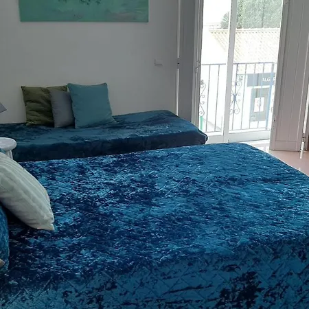 Sunny With Private Bathroom 300m From The 사그레스