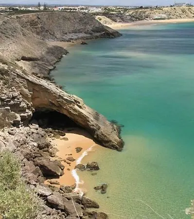 Ubytování v soukromí Sunny With Private Bathroom 300m From The Sagres