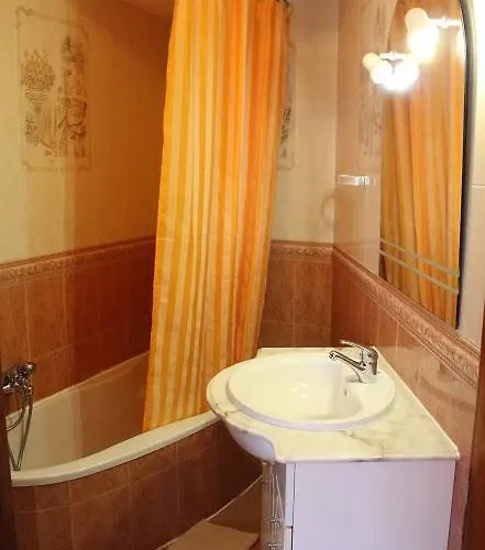 Séjour chez l'habitant Sunny With Private Bathroom 300m From The Sagres