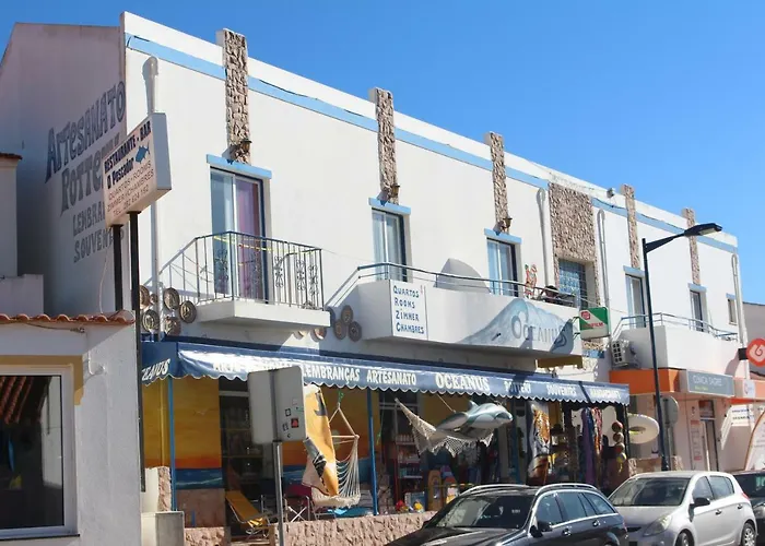 Alloggio in famiglia Sunny With Private Bathroom 300m From The
